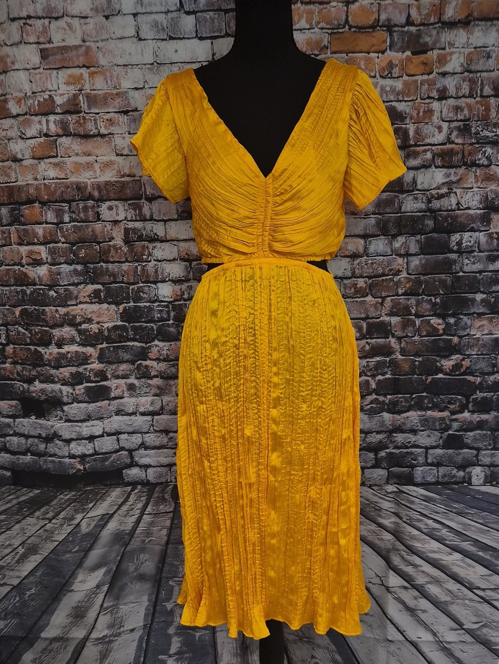 Express Golden Yellow Ruched V-Neck Midi Dress NWT SZ XS